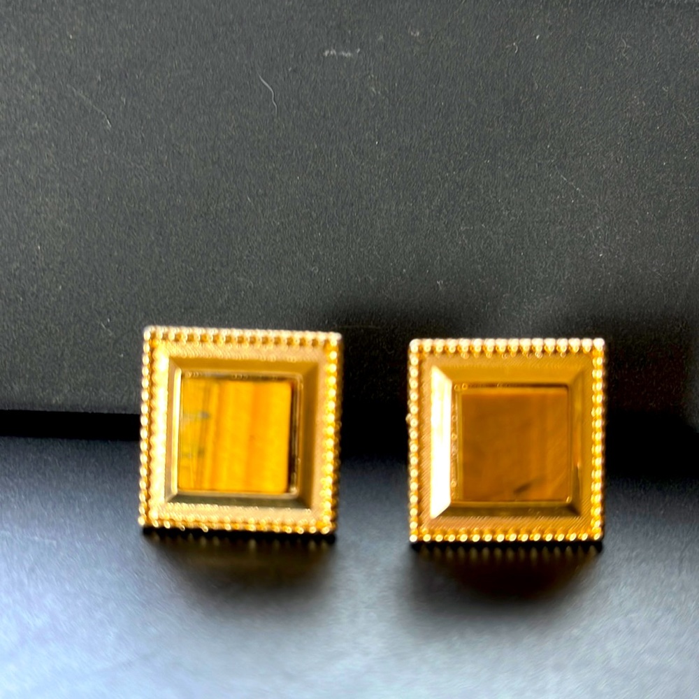 Vintage Tigers eye stone and gold cuff links
